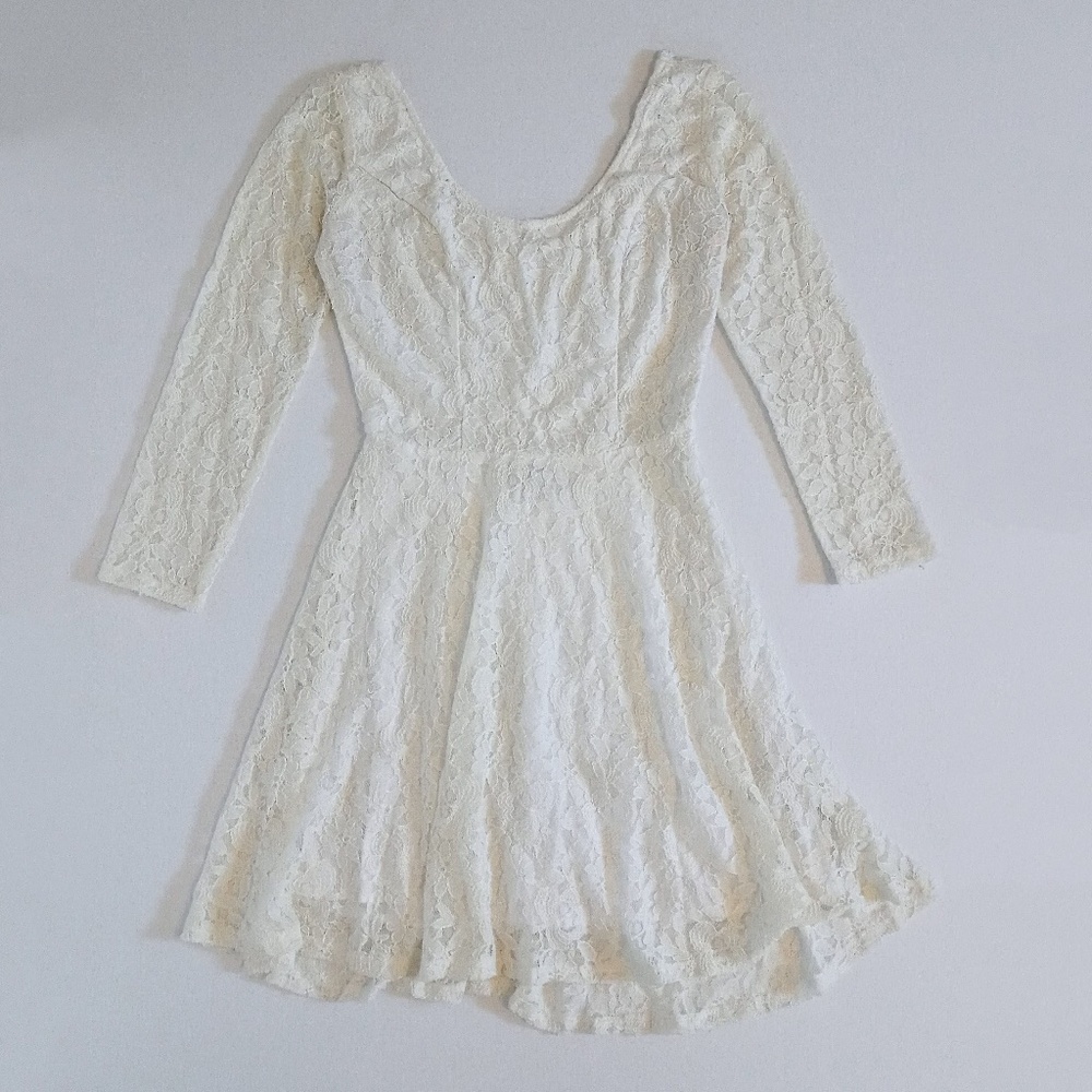 Abercrombie and Fitch 3/4 Sleeve White Lace Dress